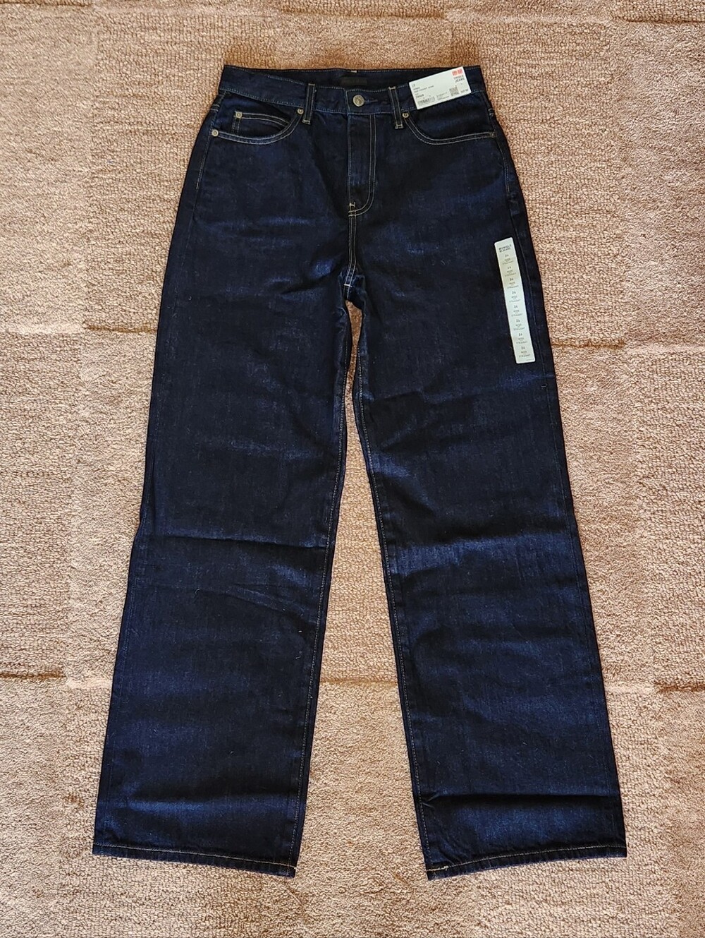 NWT Women's Uniqlo Wide Straight Jeans In Navy Dark Wash - Picture 3 of 10